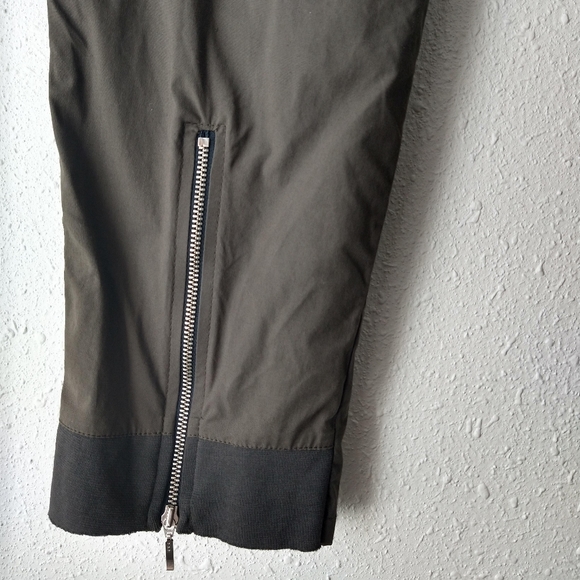 Elm by Matthildur Green Pleated Knee Cropped Pants - Picture 7 of 9